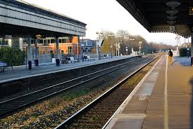 Taxis to Maidenhead Train Station